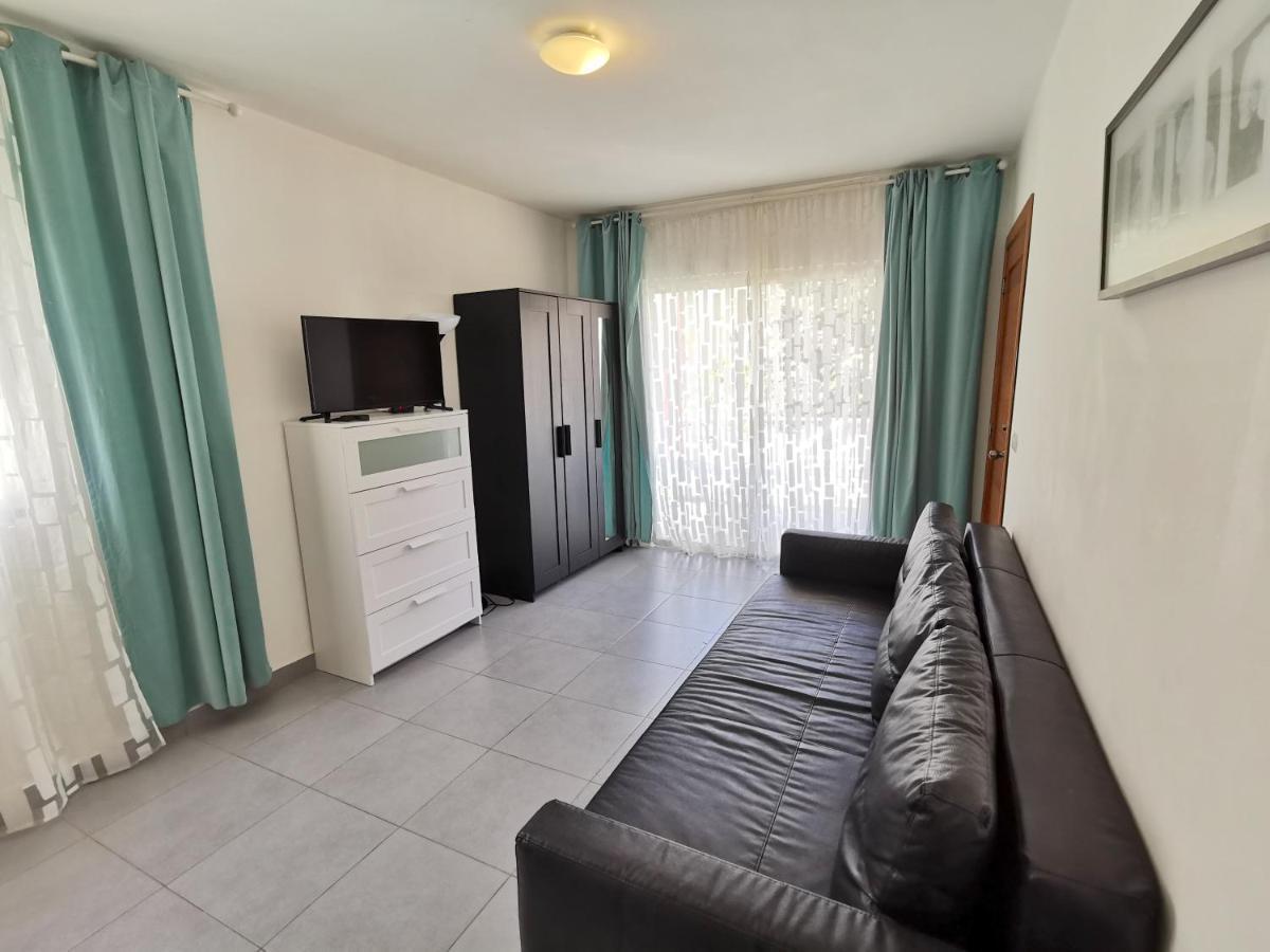 פונטה קאנה Tropicana Suites Deluxe Beach Club And Pool - Playa Los Corales מראה חיצוני תמונה
