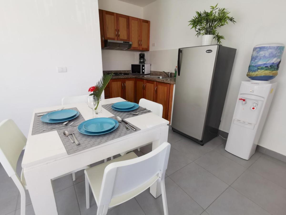 פונטה קאנה Tropicana Suites Deluxe Beach Club And Pool - Playa Los Corales מראה חיצוני תמונה
